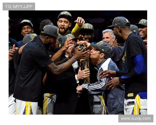 勇士与骑士激战2018年12月6日回顾精彩瞬间与赛场表现分析